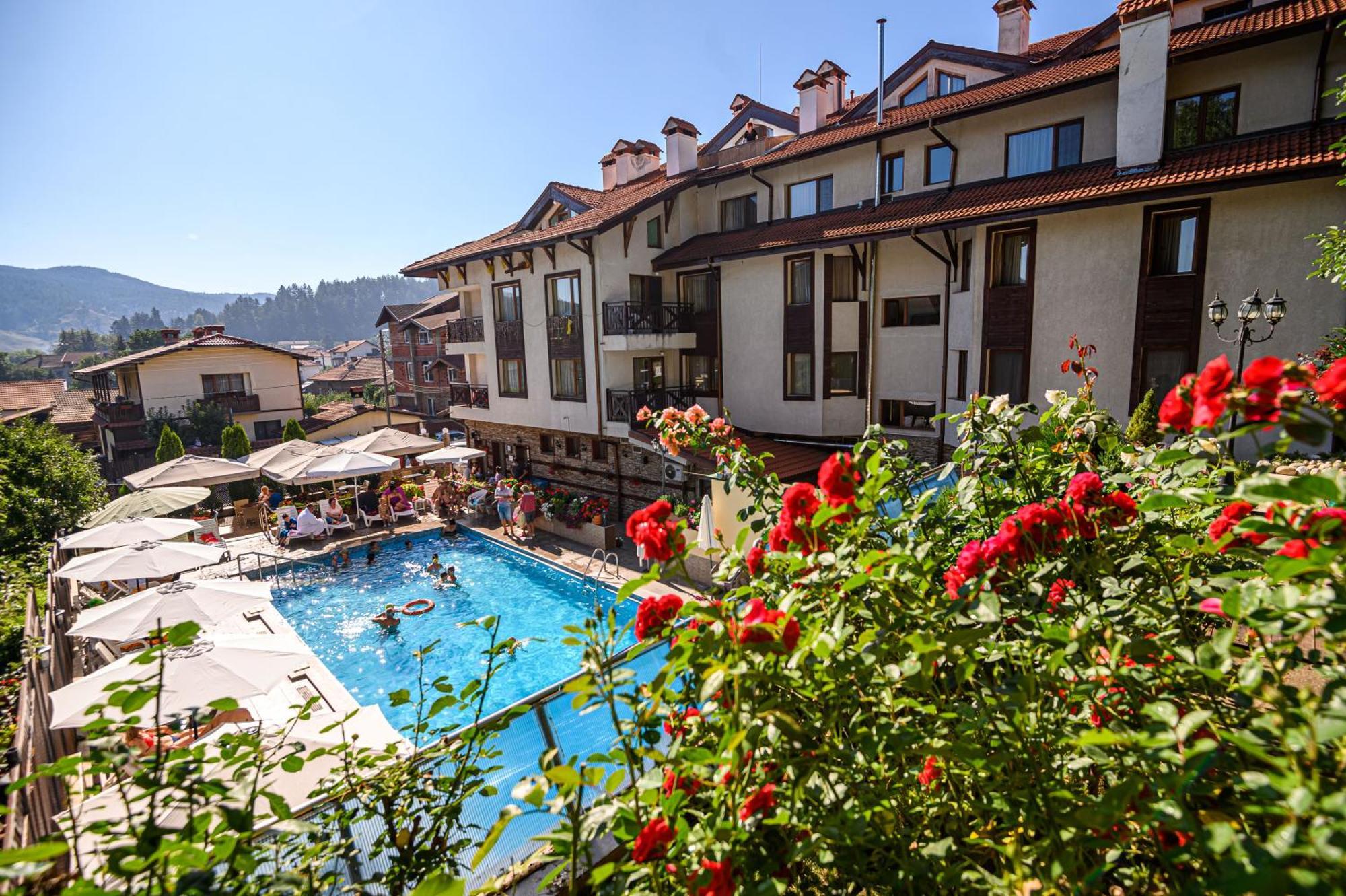 Aquilon Hotel & Thermal Pools 반야 외부 사진