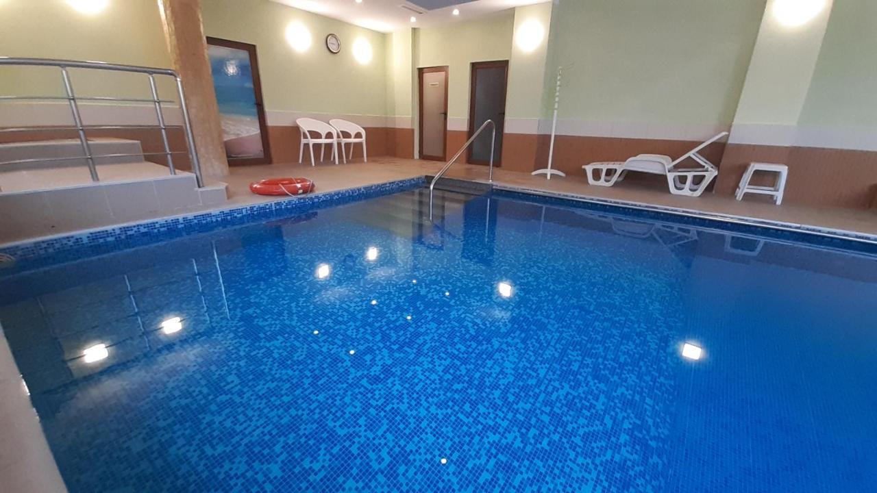 Aquilon Hotel & Thermal Pools 반야 외부 사진